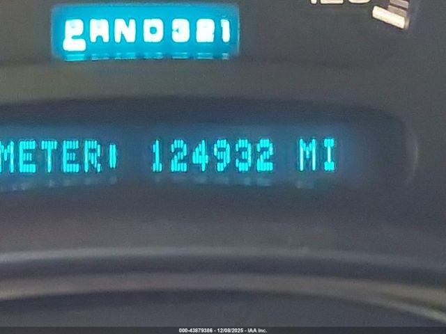 Chevrolet Silverado 1500 Z71 Image 12