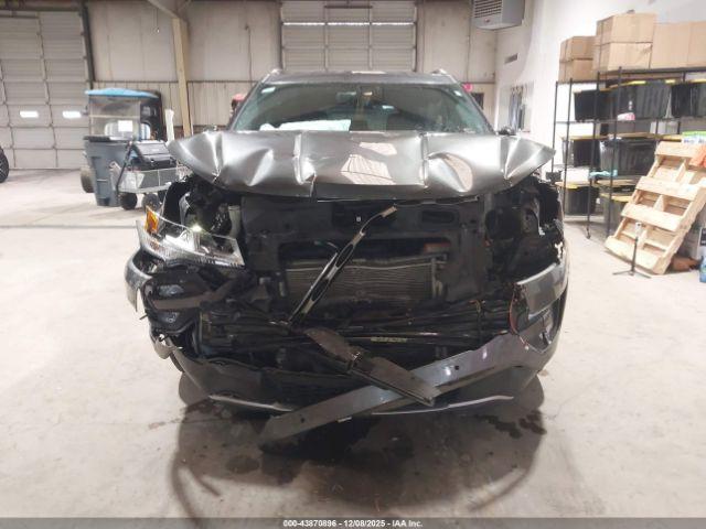 Ford Explorer Xlt Image 14