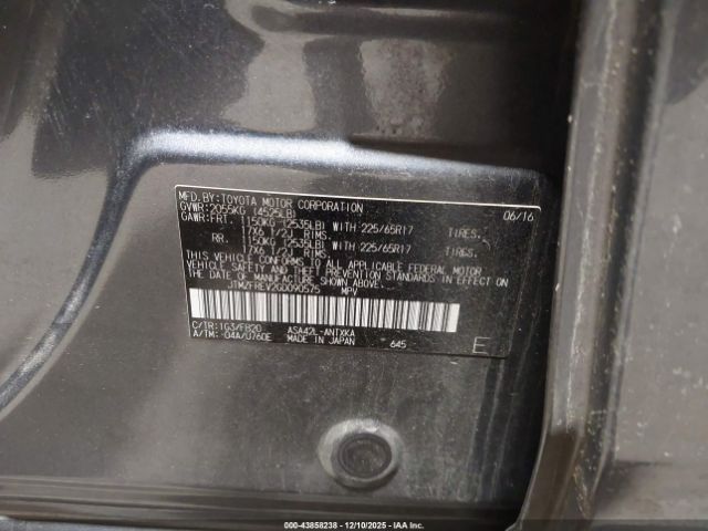 Toyota RAV4 Le Image 8