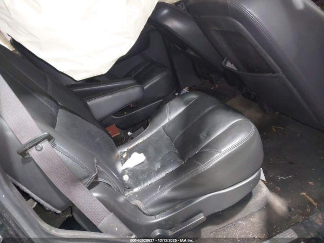 Chevrolet Tahoe Image 9