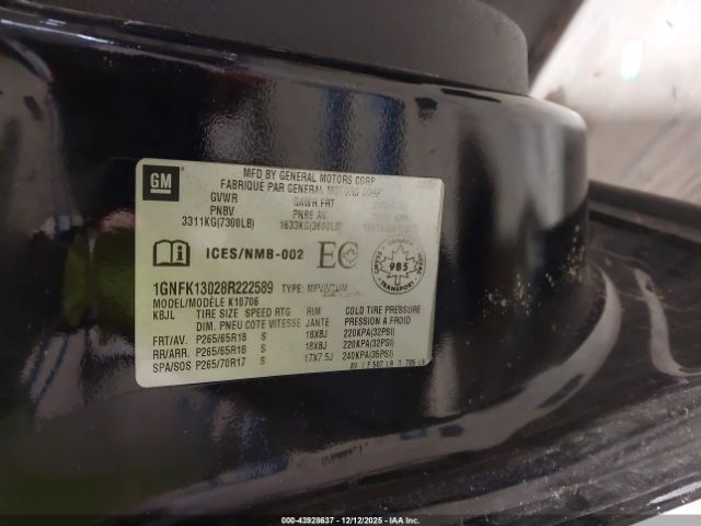 Chevrolet Tahoe Image 12