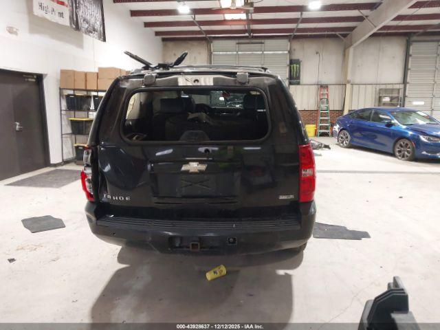 Chevrolet Tahoe Image 15