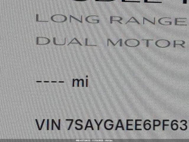 Tesla Model Y Image 16