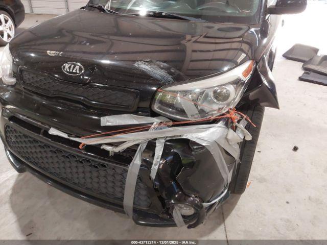 Kia Soul + Image 13