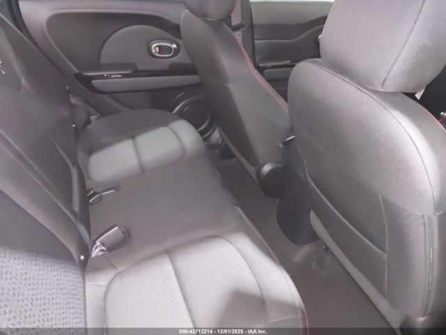 Kia Soul + Image 15