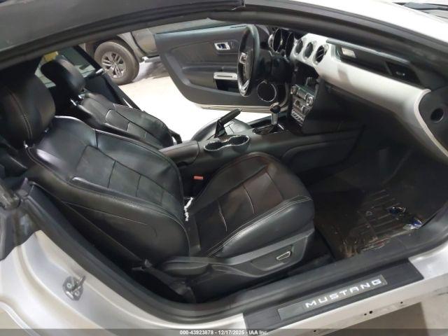 Ford Mustang Ecoboost Premium Image 9