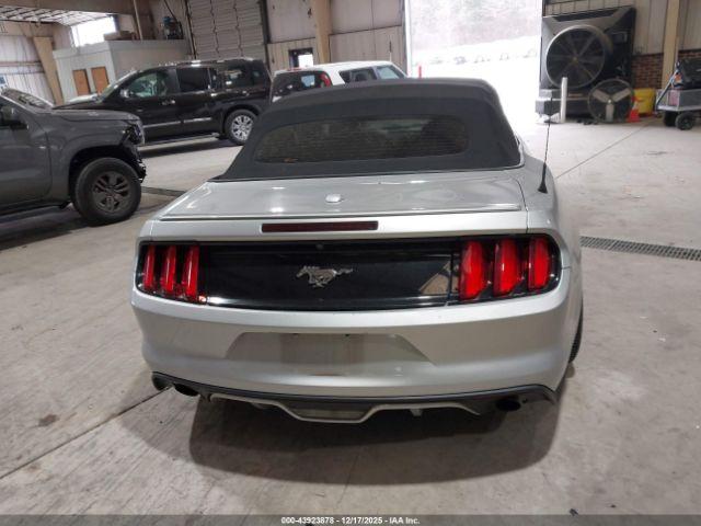 Ford Mustang Ecoboost Premium Image 13