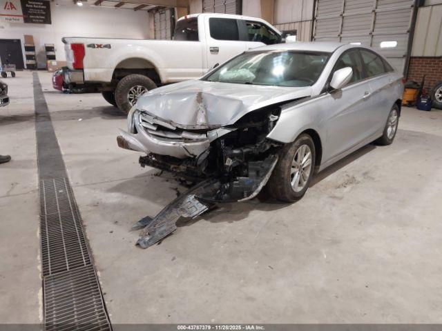 Hyundai SONATA Gls Image 4