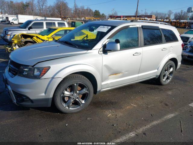 Dodge Journey Crossroad Image 5
