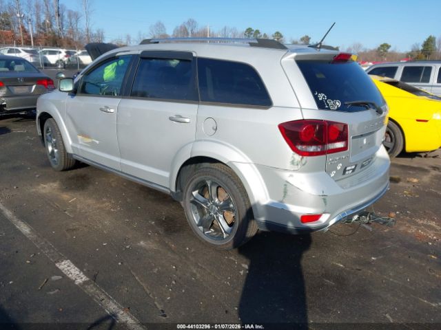 Dodge Journey Crossroad Image 7
