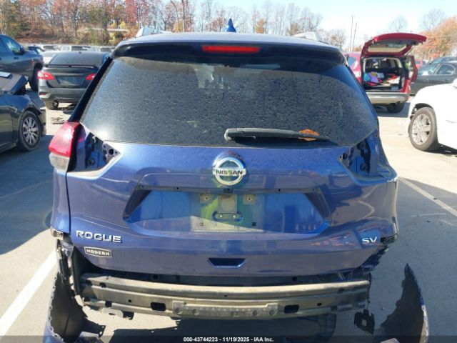 Nissan Rogue Sv Image 2