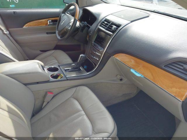 Lincoln MKX Image 13