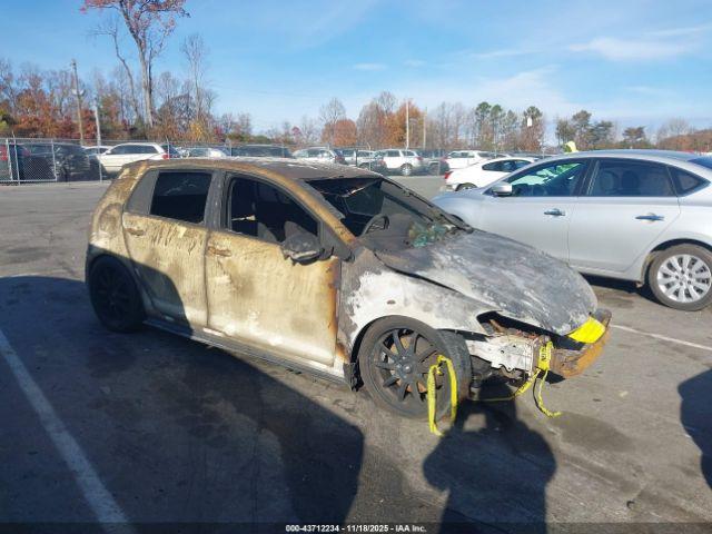  Salvage Volkswagen Golf