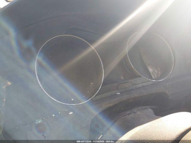 Volkswagen Golf Image 6