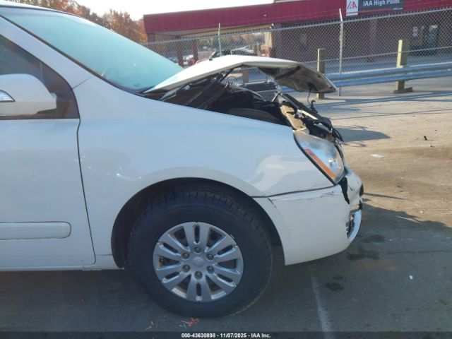 Kia Sedona Lx Image 11