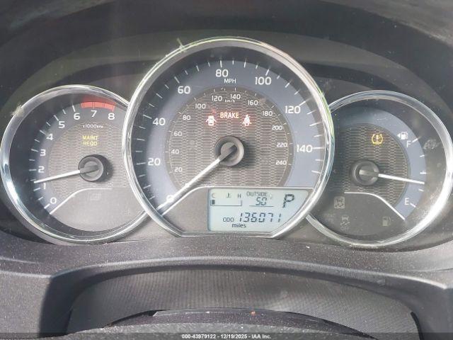 Toyota Corolla L Image 8