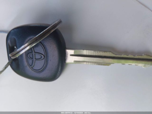 Toyota Corolla L Image 15