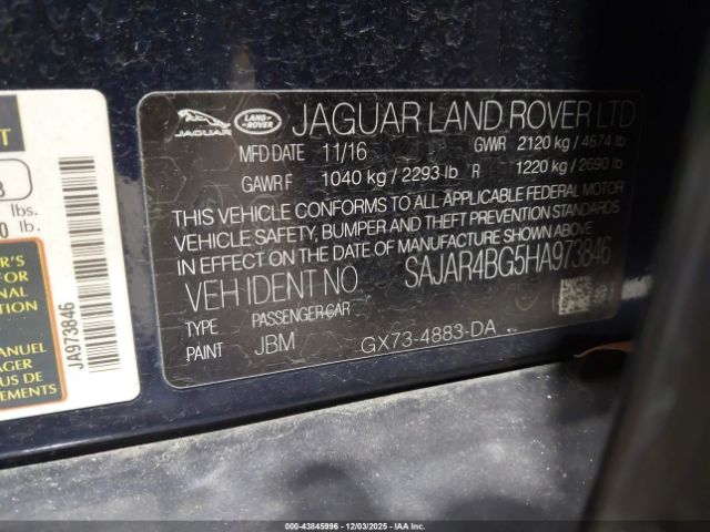 Jaguar XE 25t Image 14