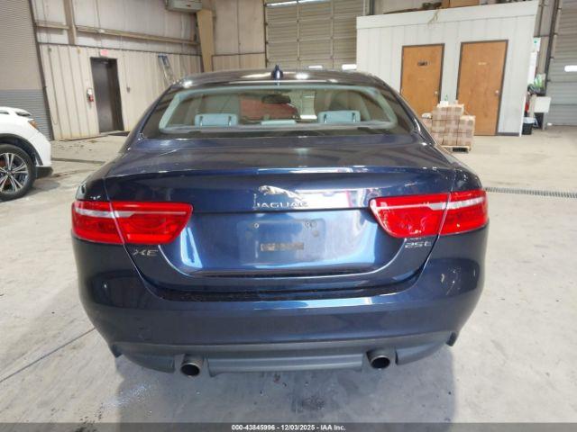 Jaguar XE 25t Image 6