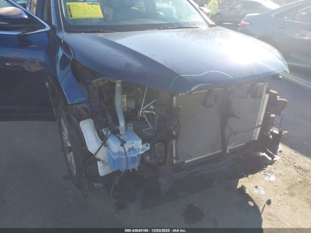 Toyota Highlander Le Plus V6 Image 10