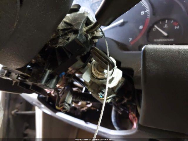 Saturn S-Series Sl Image 8