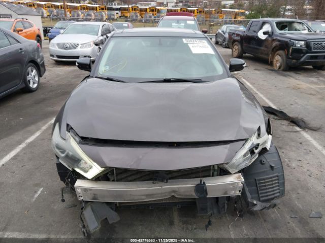 Nissan Maxima 3.5 Sl Image 13