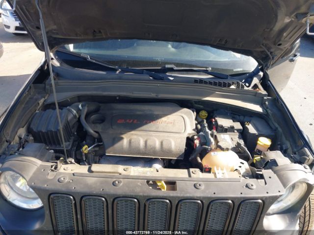 Jeep Renegade Altitude Fwd Image 10