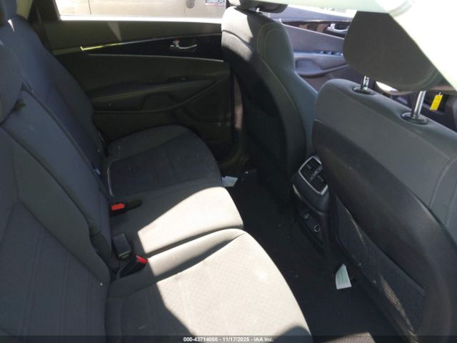 Kia Sorento 2.4l Lx Image 9