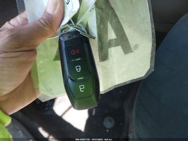 Ford Explorer Xlt Image 5