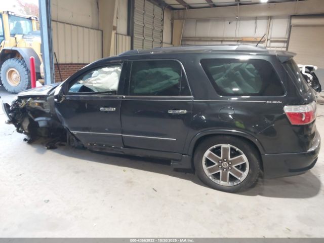 GMC Acadia Denali Image 14