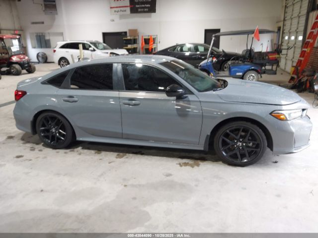 Honda Civic Sport Image 13