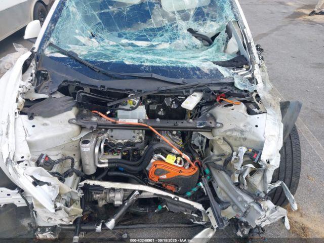 Tesla Model 3 Rear-wheel Drive Image 8