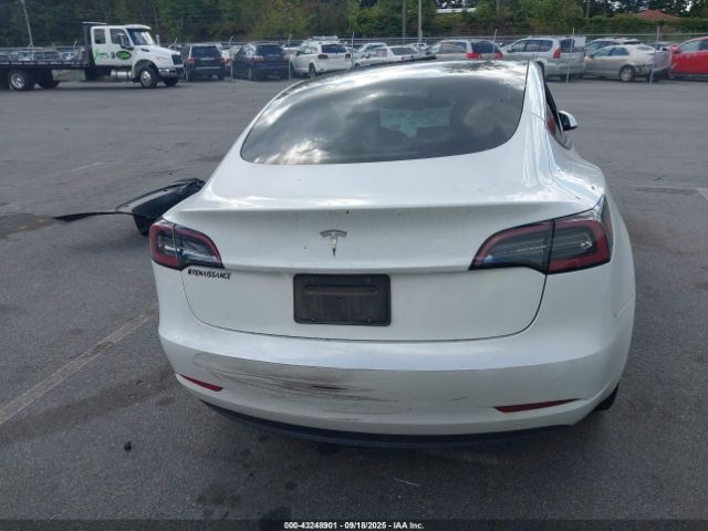 Tesla Model 3 Rear-wheel Drive Image 11