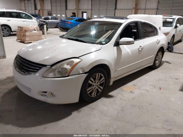 Nissan Altima 2.5 S Image 2