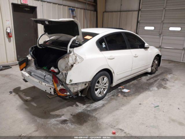 Nissan Altima 2.5 S Image 3