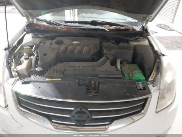 Nissan Altima 2.5 S Image 6