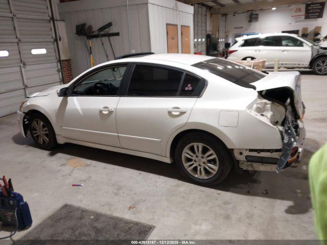 Nissan Altima 2.5 S Image 13