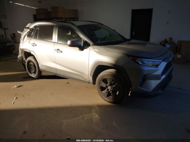 Toyota RAV4 Xle Image 1