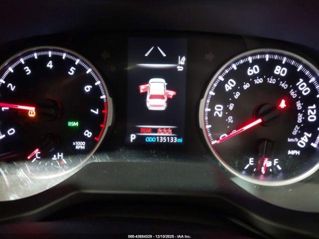 Toyota RAV4 Xle Image 7