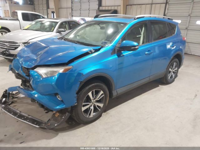 Toyota RAV4 Xle Image 3