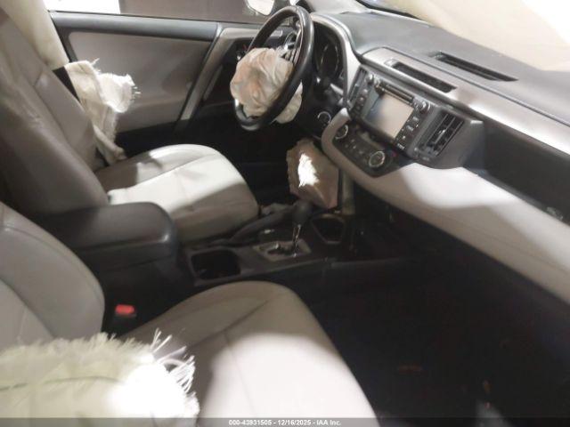 Toyota RAV4 Xle Image 9