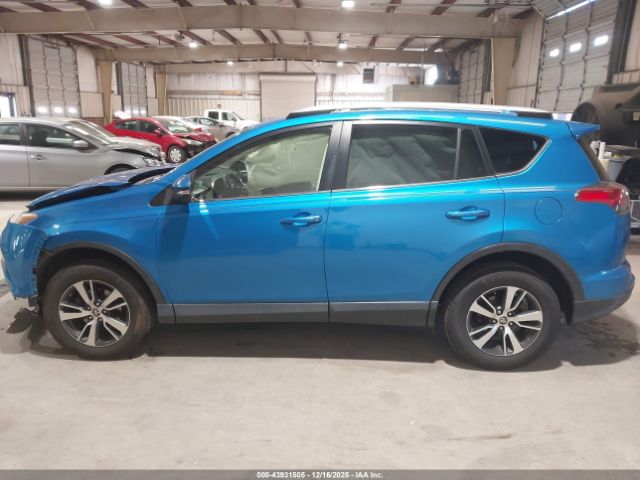 Toyota RAV4 Xle Image 16