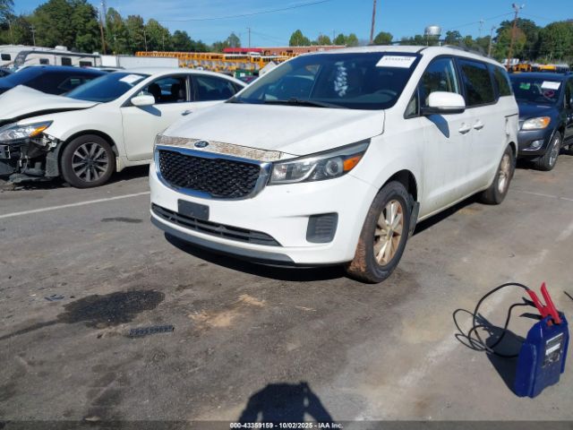 Kia Sedona Lx Image 11