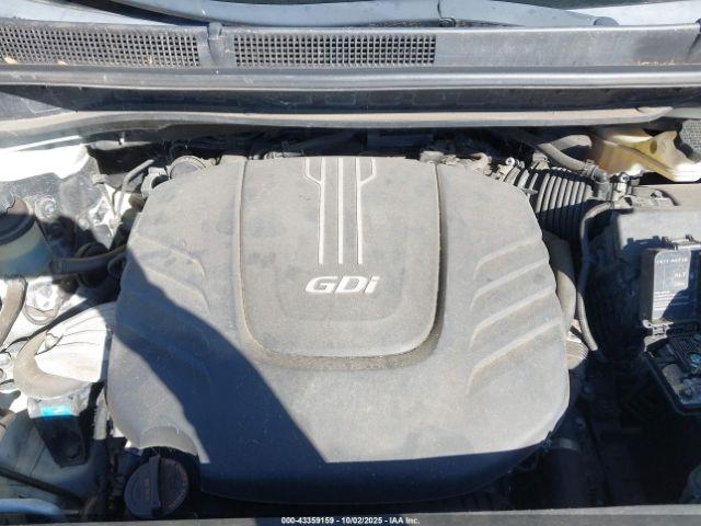 Kia Sedona Lx Image 9