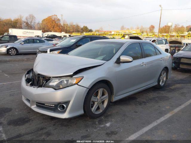 Toyota Camry Se Image 5