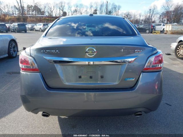 Nissan Altima 2.5 Sv Image 5