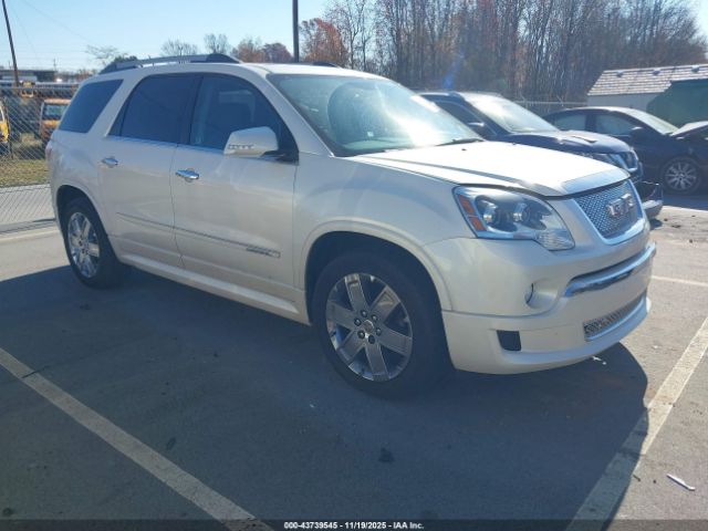 GMC Acadia Denali Image 1