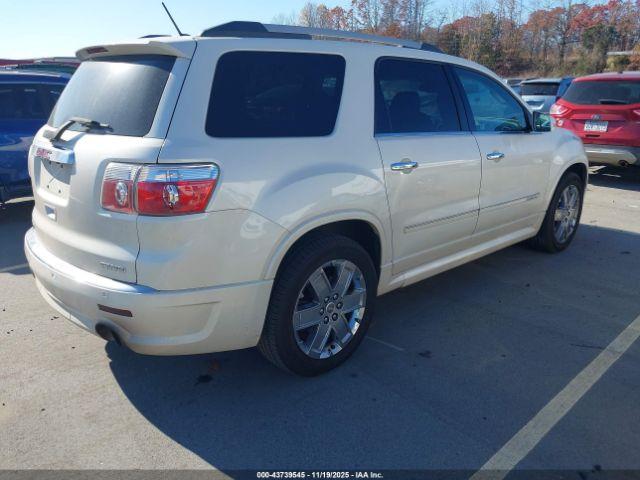 GMC Acadia Denali Image 6