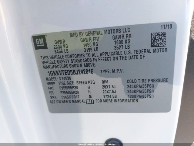 GMC Acadia Denali Image 14