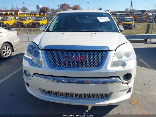 GMC Acadia Denali Image 7